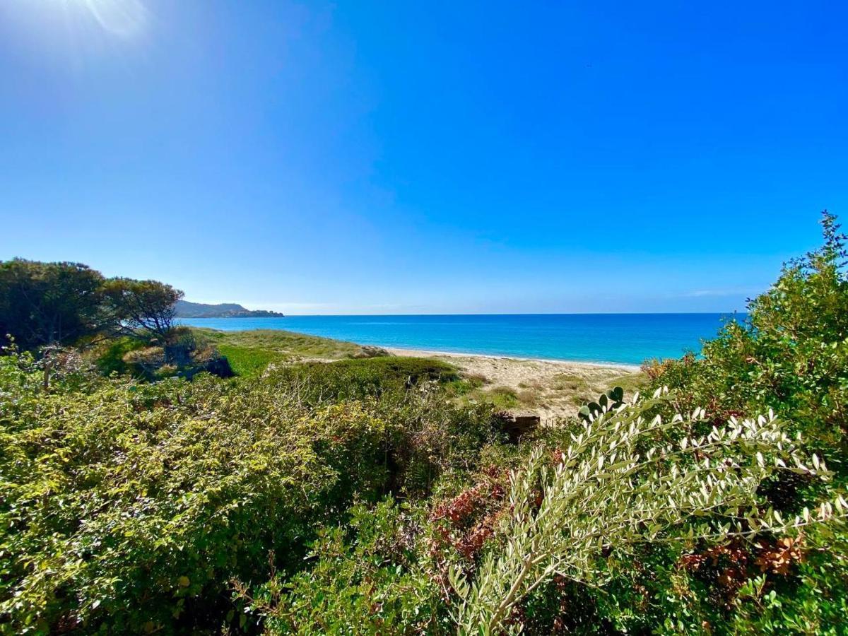 Beachfront House Geremeas Sardegna Lägenhet Exteriör bild